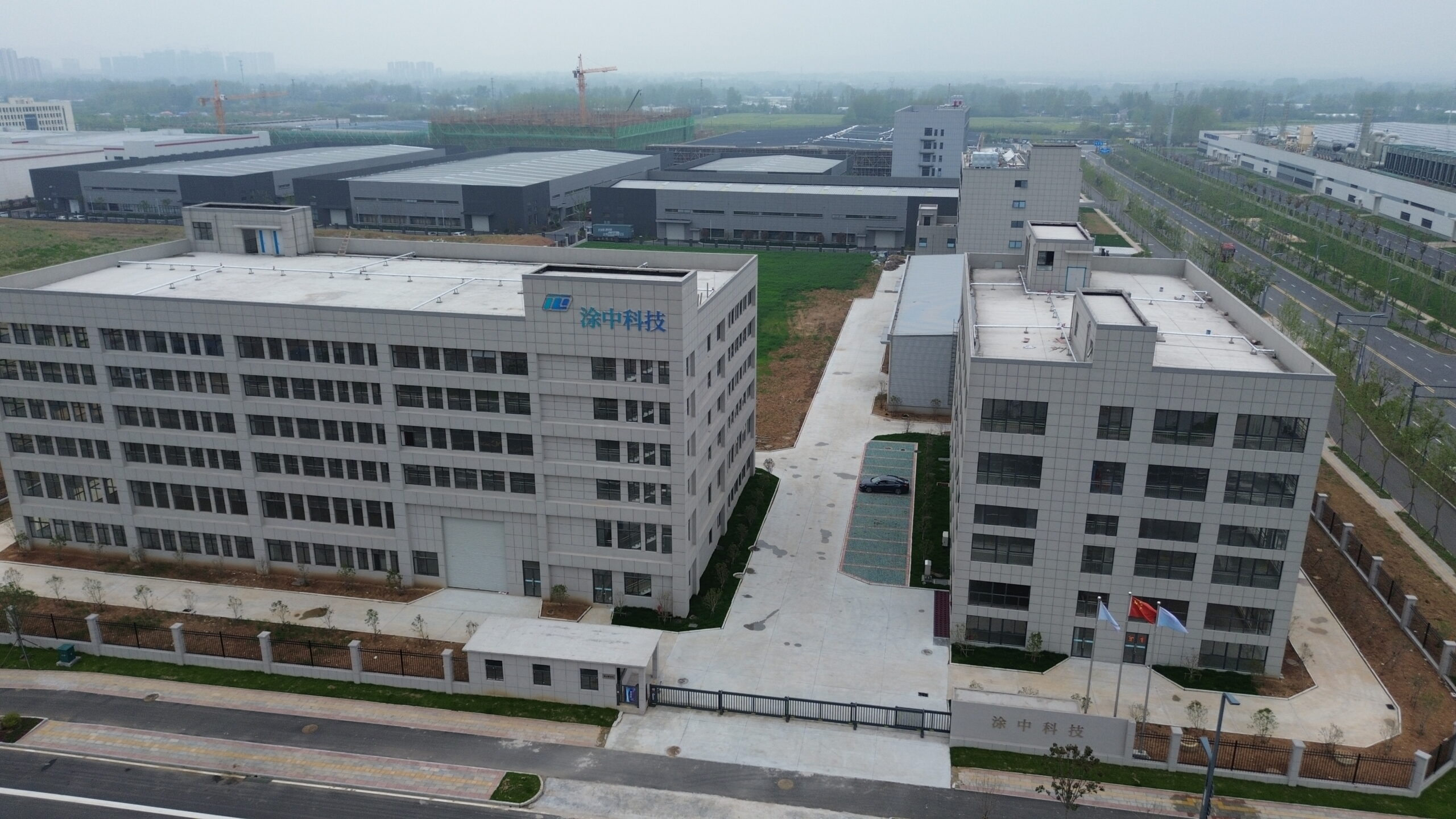 DCIM100MEDIADJI_0219.JPG